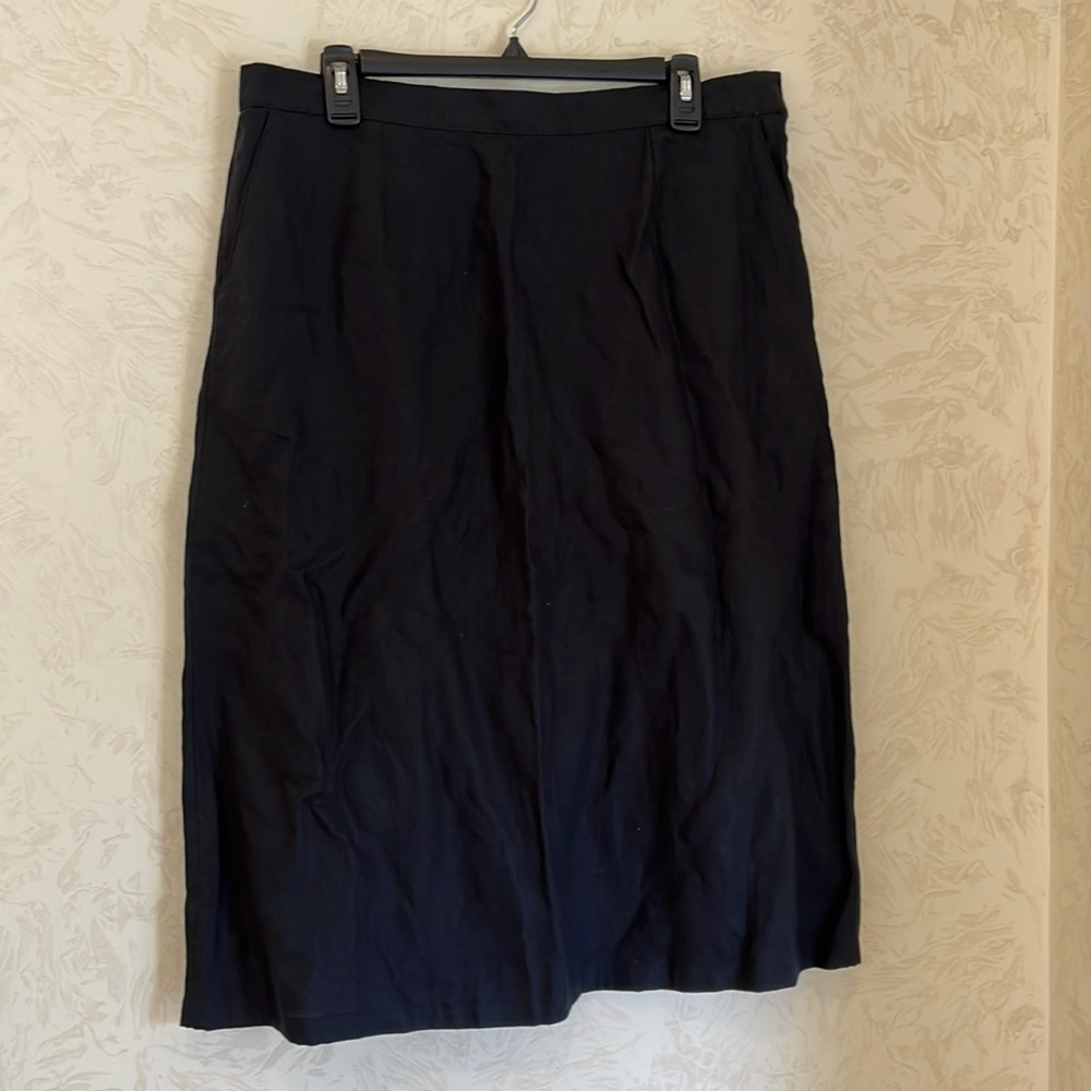 LL Bean Classic Fit Black Linen Knee Length Skirt Size 14